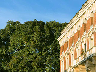 Hôtel Royal de Maisons-Laffitte Hôtel Royal de Maisons-Laffitte