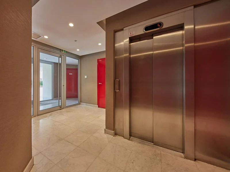 L’Île de Seine, Issy-les-Moulineaux